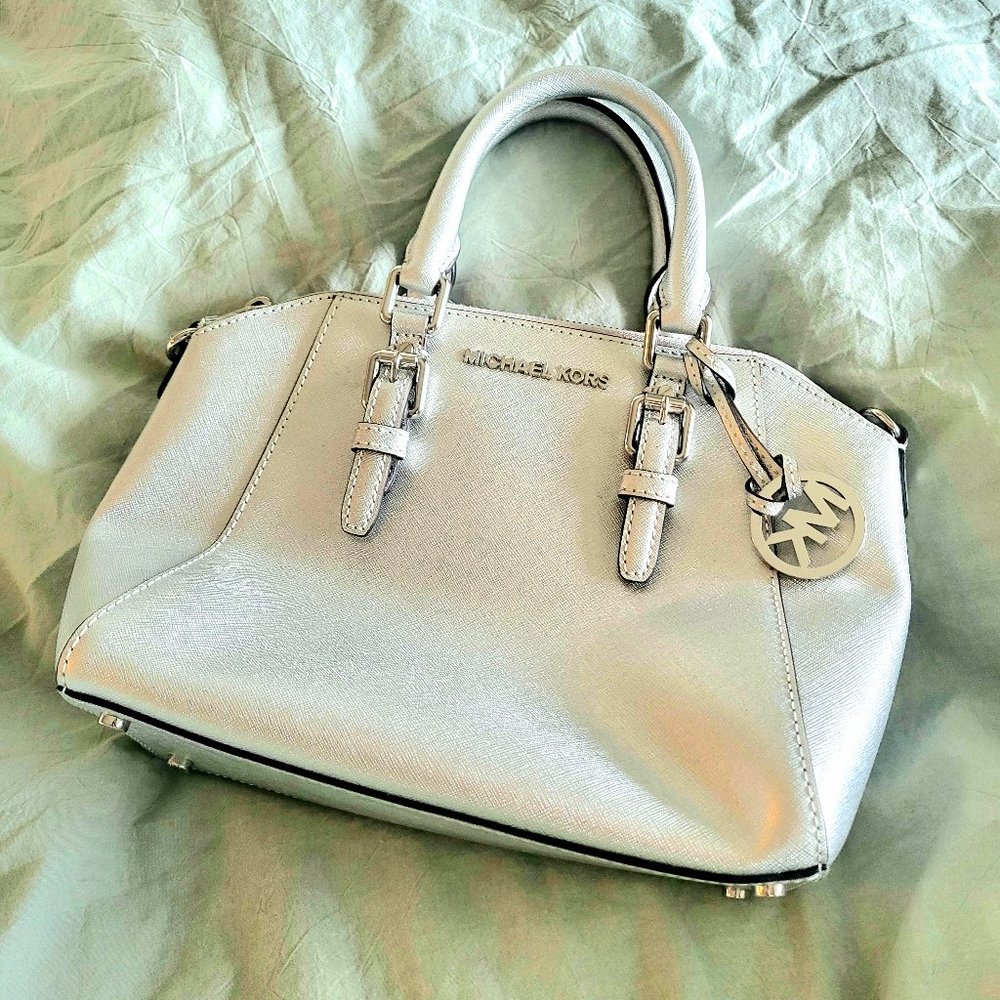 Michael Kors - Handbag and Crossbody Sliver